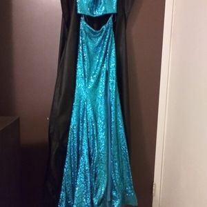 Prom dress